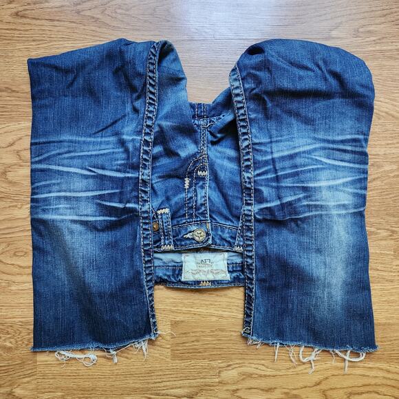 Big Star Liv Jeans Womens Size 29 Cut Off Cropped Low Rise Distressed Embroider - Picture 9 of 13